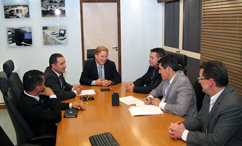 Defesa Civil e Celepar trabalham na evolução de sistemas para gestão de desastres no Estado Reunião na Celepar trata da evolução dos sistemas de Defesa Civil