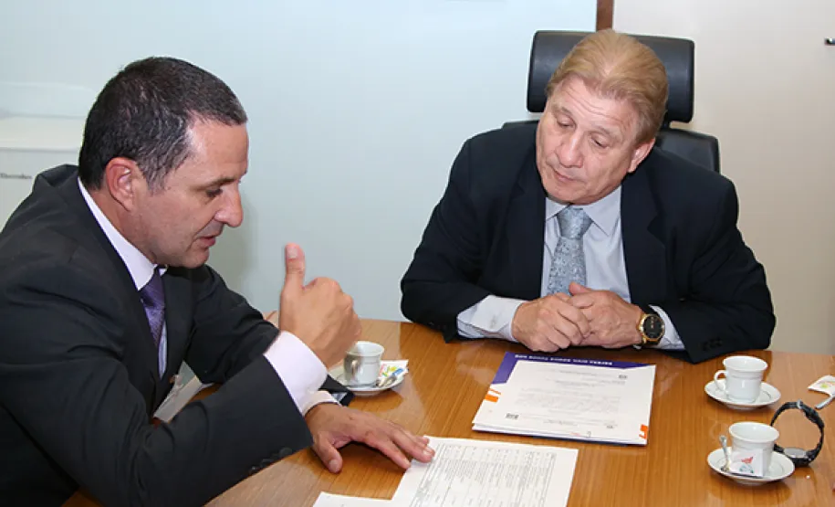 Defesa Civil e Celepar trabalham na evolução de sistemas para gestão de desastres no Estado Reunião na Celepar trata da evolução dos sistemas de Defesa Civil