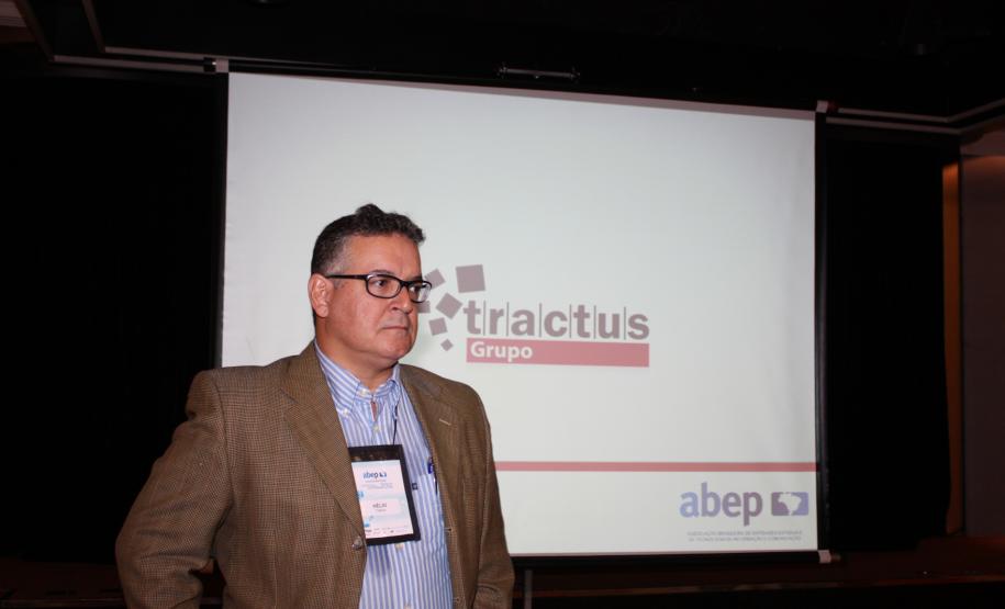 Participante da 117ª Reunião Ordinária do Conselho das Associadas da Associação Brasileira de Entidades Estaduais de Tecnologia da Informação e Comunicação (Abep) em Curitiba/PR, nos dias 09 e 10 de fevereiro de 2012