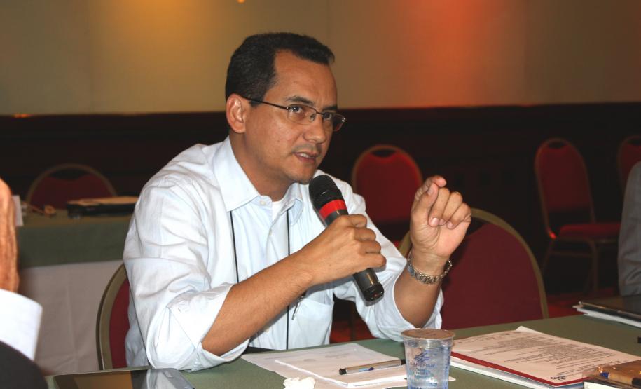 Participante da 117ª Reunião Ordinária do Conselho das Associadas da Associação Brasileira de Entidades Estaduais de Tecnologia da Informação e Comunicação (Abep) em Curitiba/PR, nos dias 09 e 10 de fevereiro de 2012