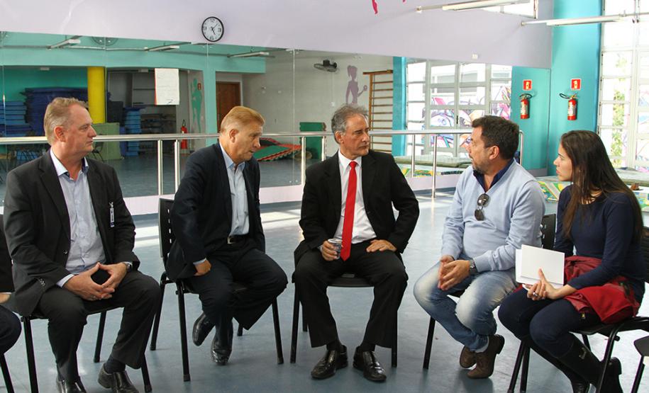 Celepar participa de mutirão em Curitiba que oferta serviços do Estado e da prefeitura