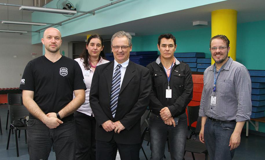 Celepar participa de mutirão em Curitiba que oferta serviços do Estado e da prefeitura