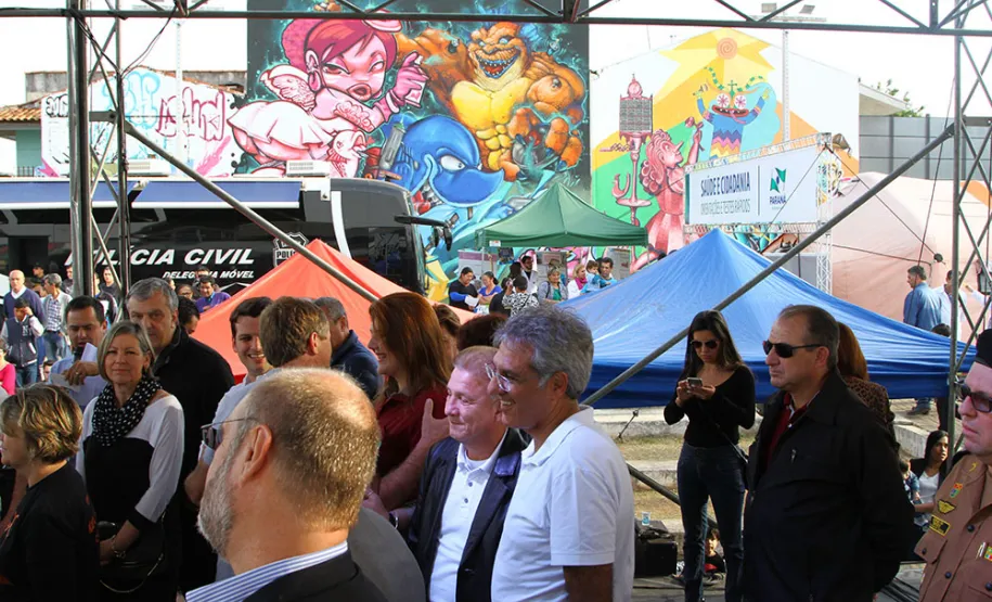 Futuro defensor público-geral do Estado do Paraná visita a Celepar