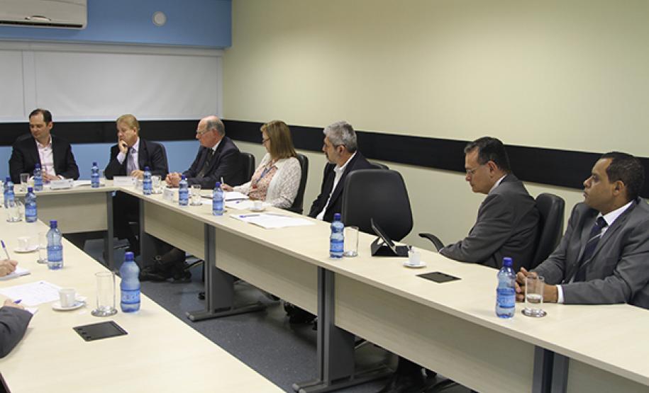 Reunião Conselho Celepar Secretário Edson Casagrande assume a presidência do Conselho de Administração da Celepar