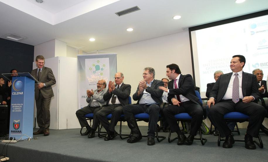 Eduardo Sciarra durante abertura do Seminário Internacional de Governança Metropolitana COMEC no Auditório da Celepar, com a presença do ministro das Cidades, Gilberto Kassab. - Curitiba/Pr - 19.10.15 - Foto Jonas Oliveira/AEMPr