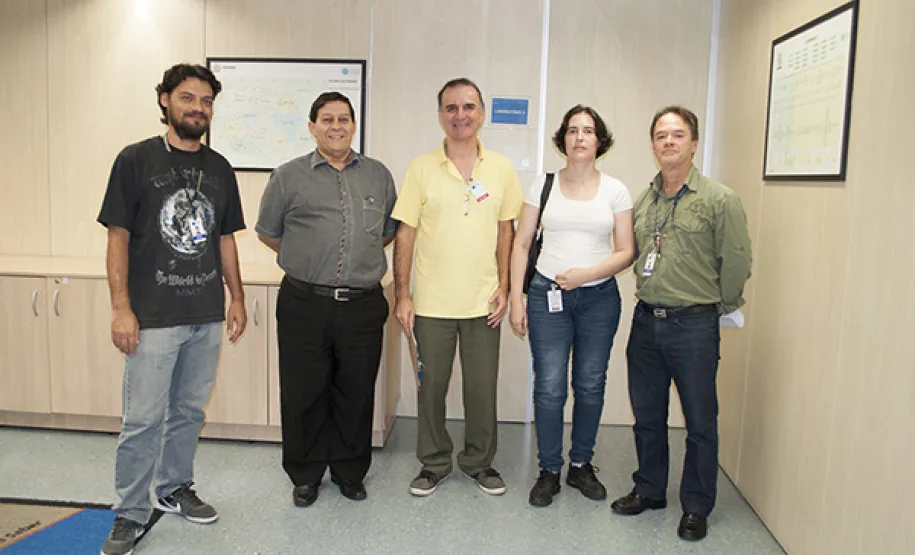 Sistema para gestão de bibliotecas é apresentado para equipe da COMEC