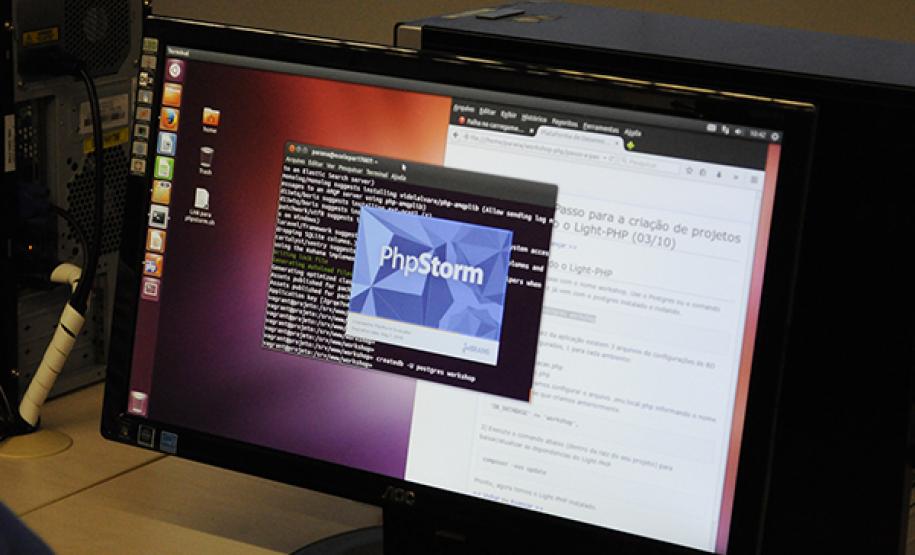 Workshop é realizado para treinamento de uso do novo Framework Light PHP