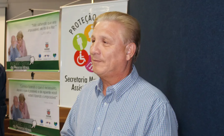 oesia, emoção e risadas na entrega de certificados em Pinhais