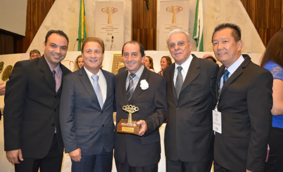 Nova Aurora vence a categoria de TIC do II Prêmio Gestor Público do Paraná