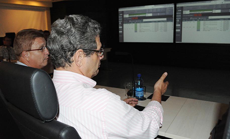 O novo secretário do Planejamento Silvio Barros visita à Celepar