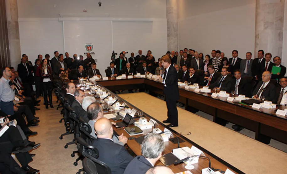 Richa abre gabinete para acompanhar em tempo real as ações do governo