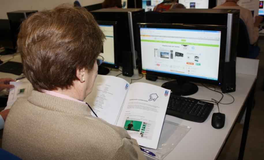 Programa Celepar Cidadã (Curso de inclusão de idosos na era digital), realizado nos dias 19 a 22 de novembro de 2012, manhã