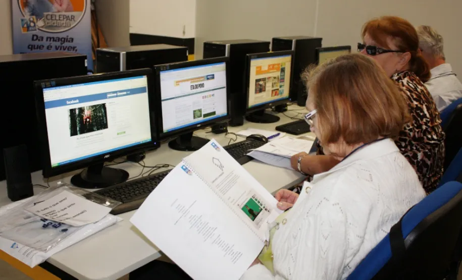 Programa Celepar Cidadã (Curso de inclusão de idosos na era digital), realizado nos dias 19 a 22 de novembro de 2012, manhã