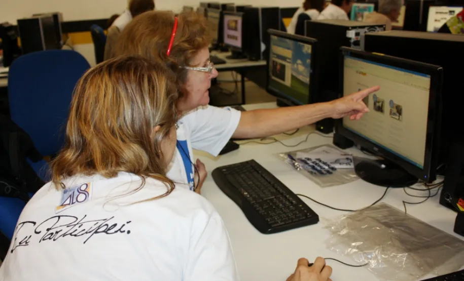 Programa Celepar Cidadã (Curso de inclusão de idosos na era digital), realizado nos dias 19 a 22 de novembro de 2012, manhã