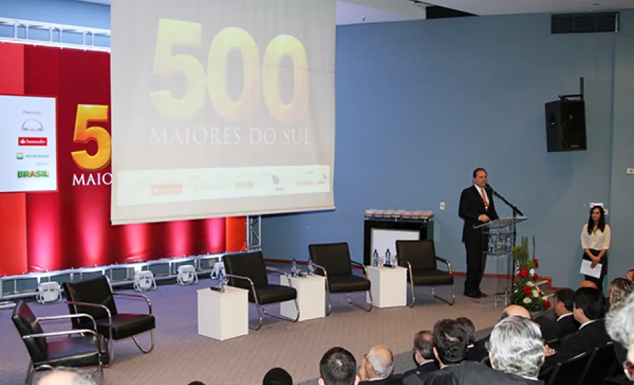 Destaque no setor de informática e automação do Sul do Brasil, Celepar está entre as 100 maiores empresas do Paraná