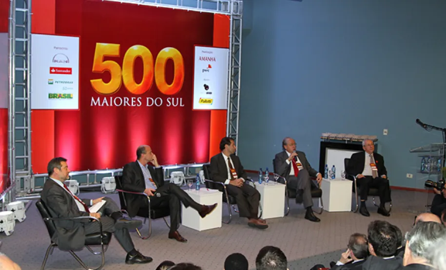 Destaque no setor de informática e automação do Sul do Brasil, Celepar está entre as 100 maiores empresas do Paraná