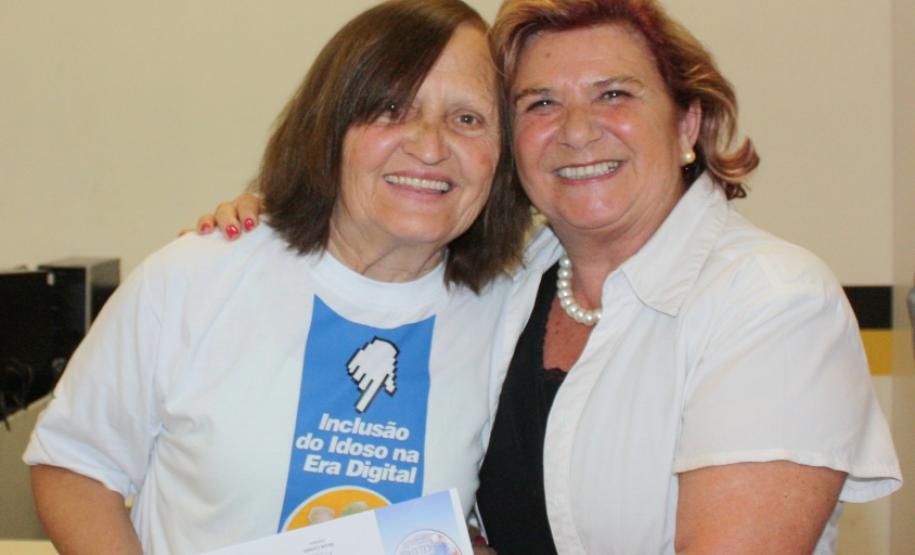 Encerramento do Programa Celepar Cidadã (Curso de inclusão de idosos na era digital) realizado nos dias 19 a 22 de novembro de 2012, manhã