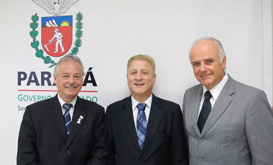 A Celepar e a Copa 2014 em Curitiba Jacson Carvalho Leite, Mário Celso Cunha e Omar Sabbag Filho