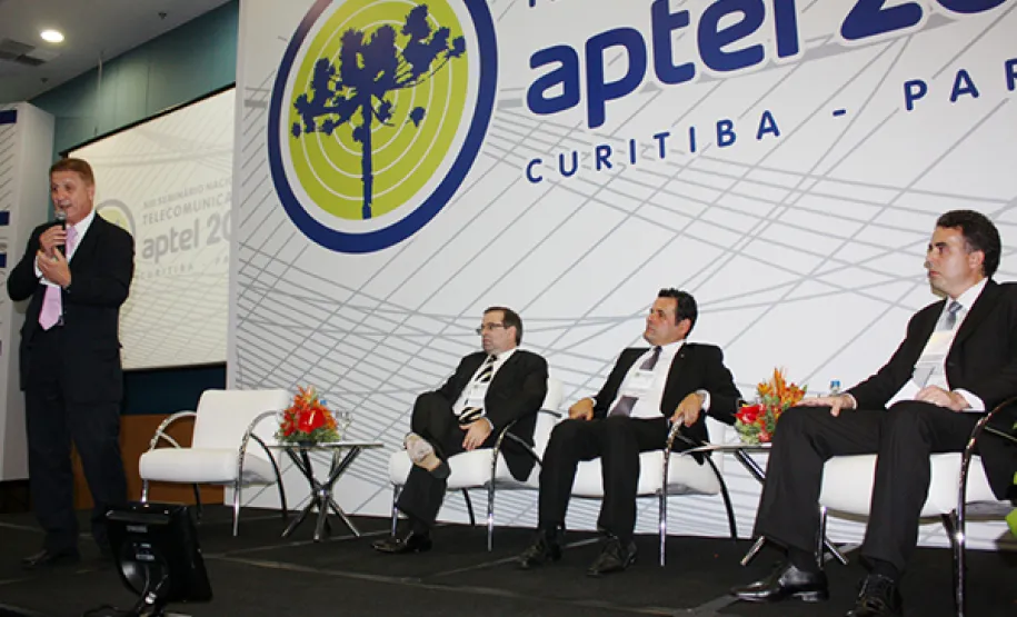 Conceito Paranaense de Cidadania Digital é apresentado em Seminário de Telecomunicações