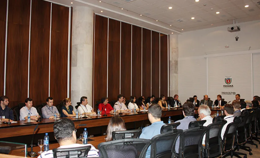 Equipe da Celepar na reunião do GGI