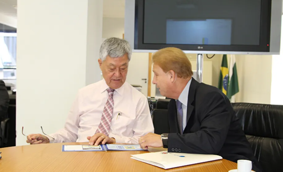 Celepar apresenta ao secretário Cassio Taniguchi o Sistema de Acompanhamento do Plano de Metas do Governo do Paraná (SAPM)