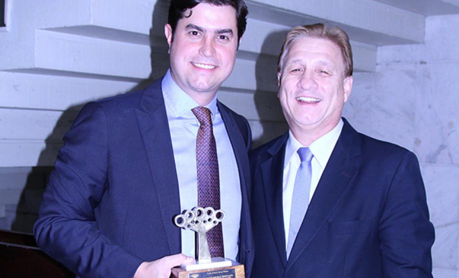 Prefeito de Guarapuava, Cesar Silvestri Filho e o presidente Jacson Carvalho Leite