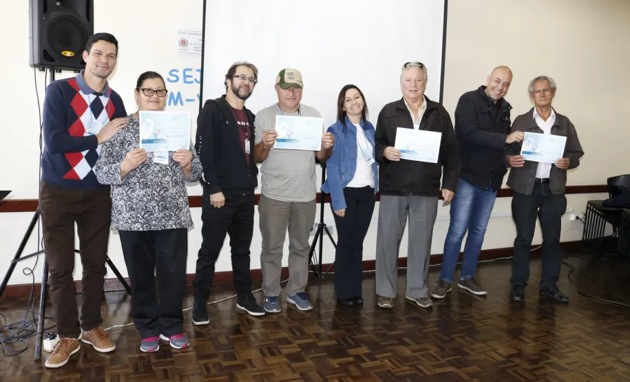 Curso Básico de Smartphone promove inclusão de mais 73 idosos no mundo digital