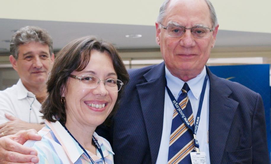 Lilia Ferreira Pinheiro homenageada pelos seus 20 anos de serviços prestados na Celepar