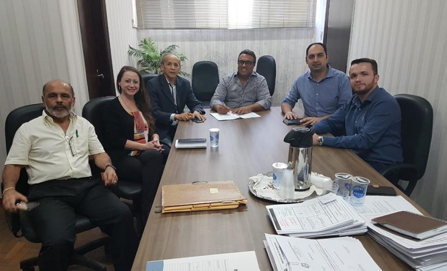 Mandaguaçu assina contrato para implantação do Prefeitura 156