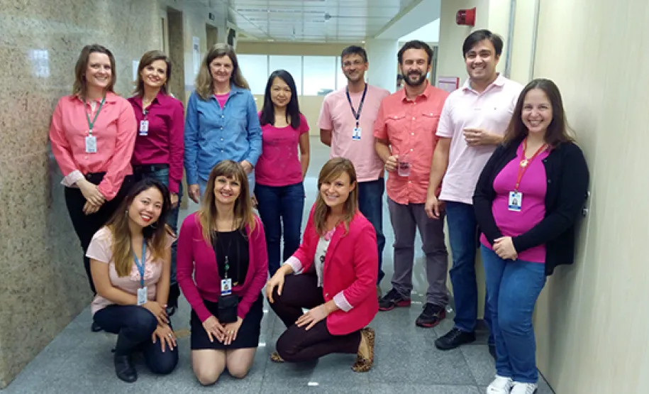 Celepar se une para integrar a campanha do Outubro Rosa