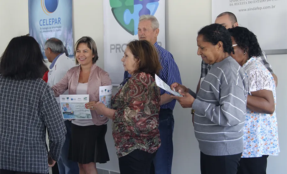 Parceria da Celepar e Provopar encerra mais quatro turmas de curso de informática