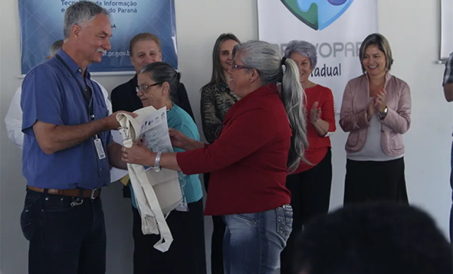 Parceria da Celepar e Provopar encerra mais quatro turmas de curso de informática
