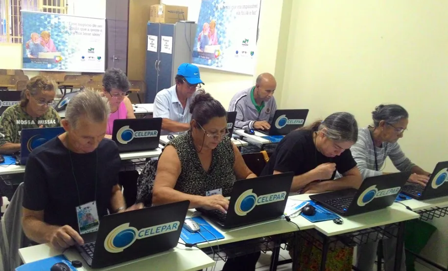 Parceria da Celepar com igrejas Presbiteriana e Batista leva curso à terceira idade Jpeg