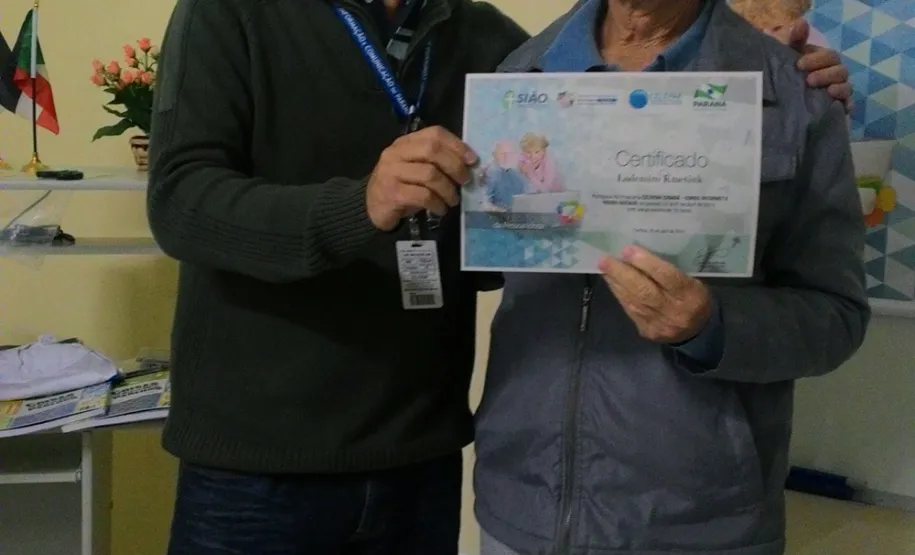 Parceria da Celepar com igrejas Presbiteriana e Batista leva curso à terceira idade Jpeg