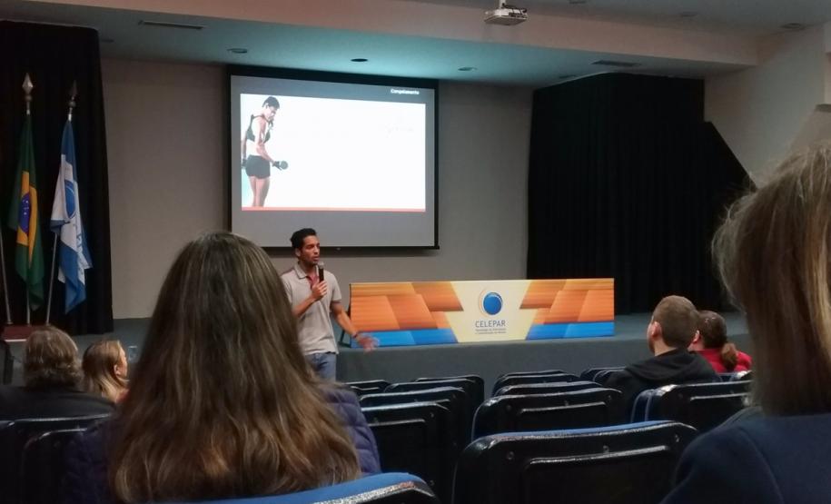 Celepar recebe palestra sobre mitos e verdades nas atividades físicas