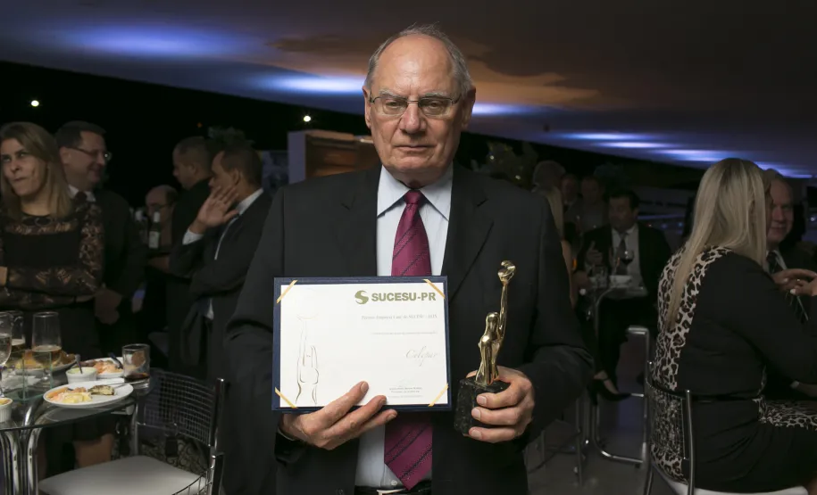 Celepar é a empresa vencedora do Prêmio Sucesu 2015