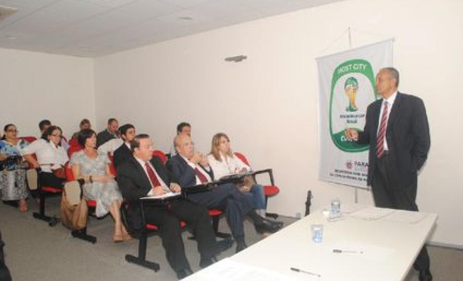 Palácio das Araucárias. Reunião da Câmara Temática da Transparência. Adão Pedroso, coordernador do projeto Copa do Mundo na Celepar