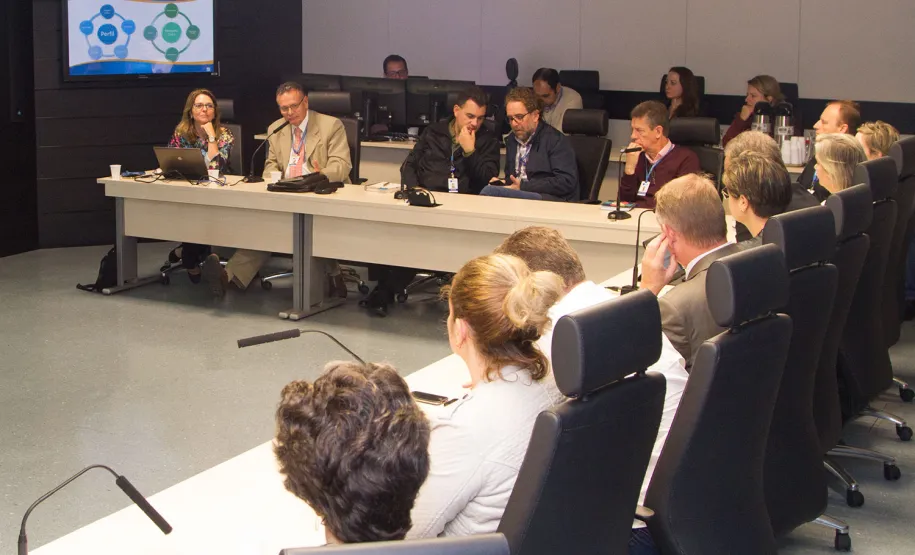 Celepar discute ações para o projeto Governo Digital