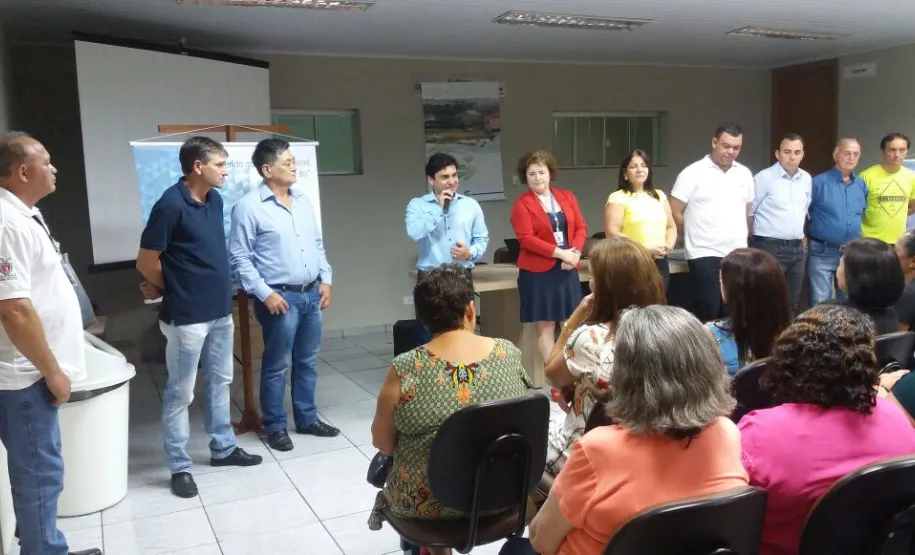 Curso de smartphone para idosos em Cafezal do Sul.