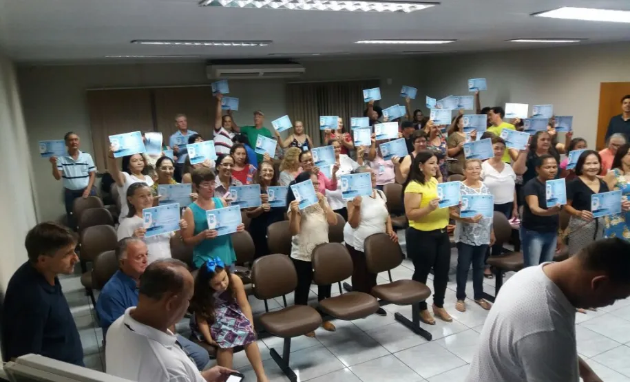 Curso de smartphone para idosos em Cafezal do Sul.