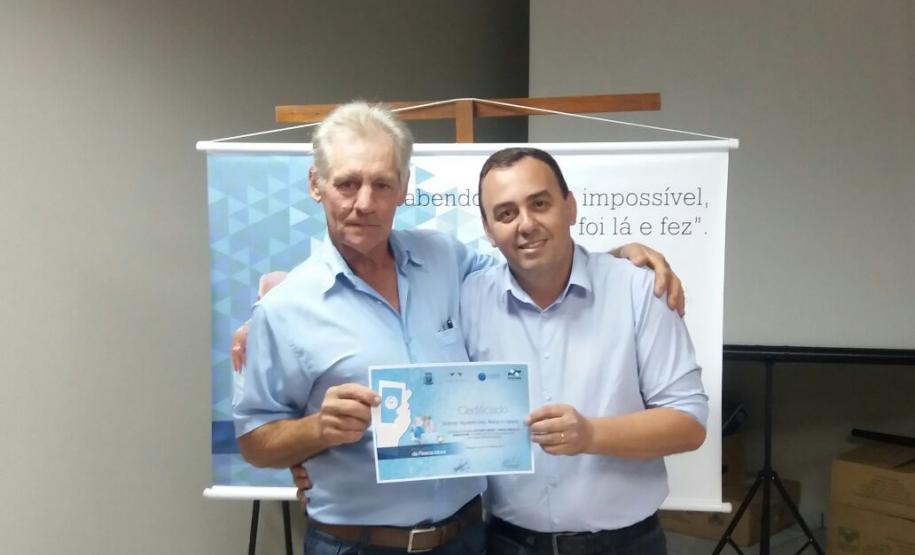 Curso de smartphone para idosos em Cafezal do Sul.