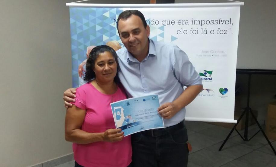 Curso de smartphone para idosos em Cafezal do Sul.