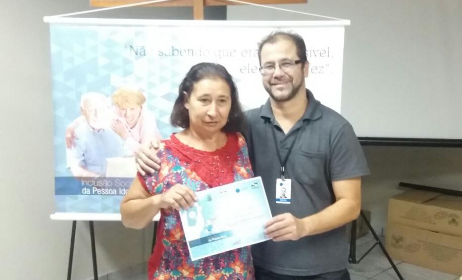 Curso de smartphone para idosos em Cafezal do Sul.