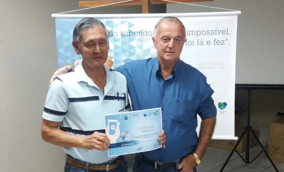 Curso de smartphone para idosos em Cafezal do Sul.