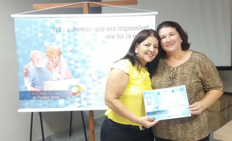 Curso de smartphone para idosos em Cafezal do Sul.