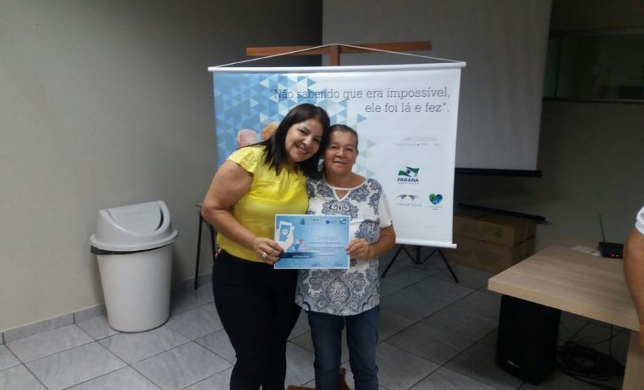 Curso de smartphone para idosos em Cafezal do Sul.