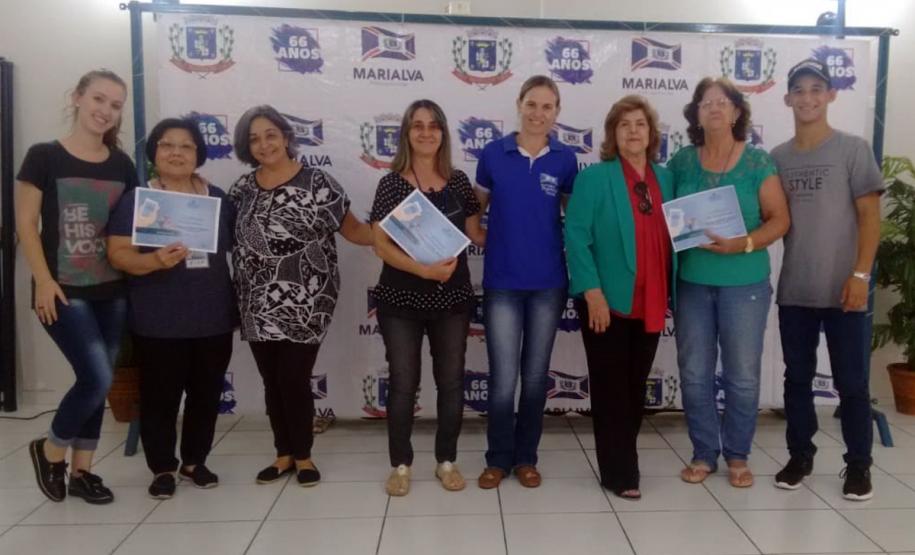 Marialva recebe curso básico de smartphone