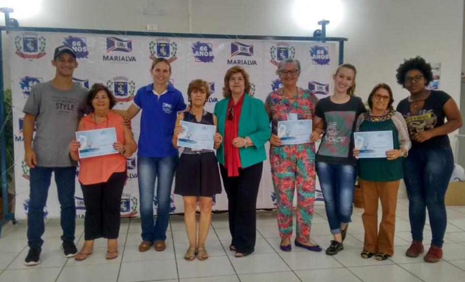 Marialva recebe curso básico de smartphone