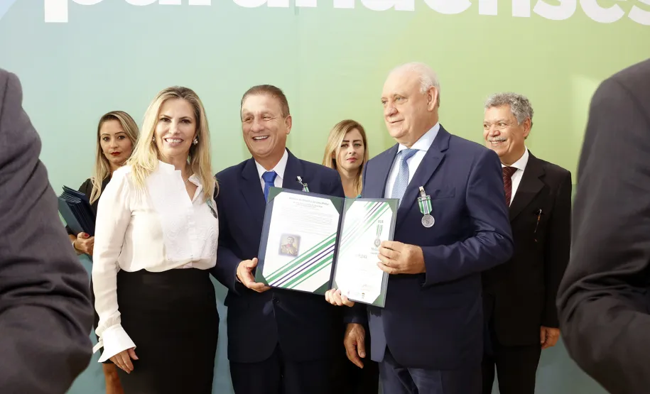 Presidente da Celepar é homenageado na cerimônia de 90 anos da Casa Militar