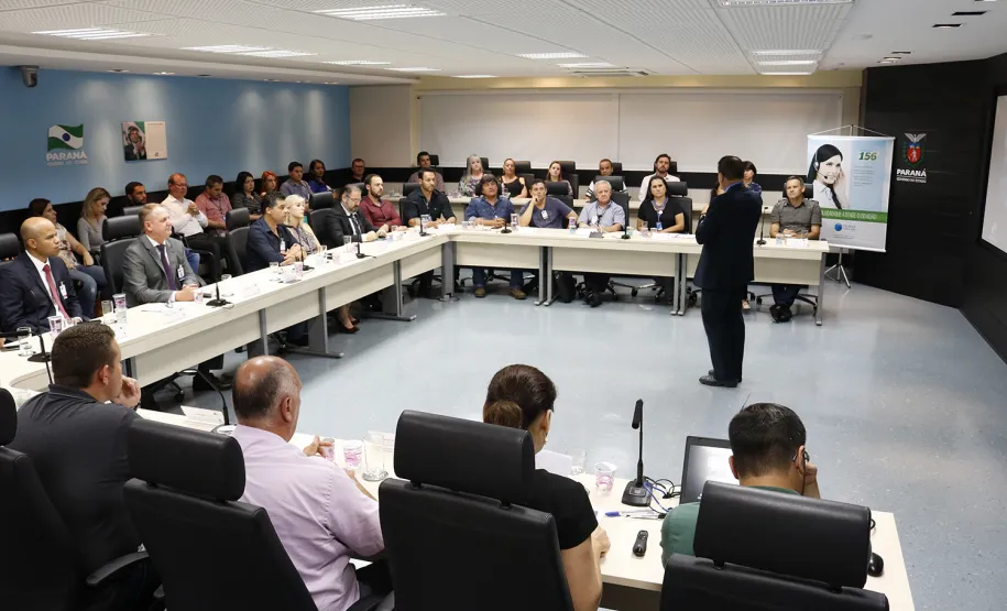 Celepar e Ponta Grossa alinham estratégias de operação do Prefeitura 156